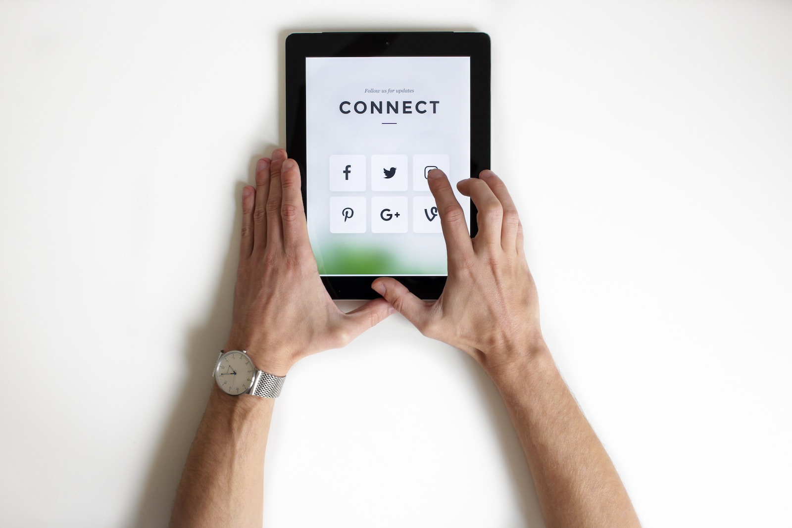 The Small Business Owner’s Guide to Beacon Marketing